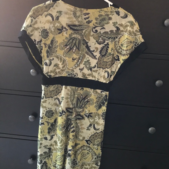 Flattering tunic! - Picture 4 of 4